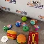 LOTE 297 - 01 LOTE COM VÁRIOS BRINQUEDOS PARA PET. (NOVO) (NO ESTADO) ATENÇÃO! FAZER A VISITAÇÃO ANTES DE ARREMATAR, NÃO SABEMOS SE FUNCIONA. LEILÃO NÃO TEM GARANTIA E NEM DEVOLUÇÃO, SUJEITO A POSSÍVEIS AVARIAS VISÍVEIS/OCULTAS E/OU AUSÊNCIA DE COMPONENTES.