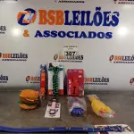 LOTE 307 - 01 LOTE COM VÁRIOS BRINQUEDOS PARA PET. (NOVO) (NO ESTADO) ATENÇÃO! FAZER A VISITAÇÃO ANTES DE ARREMATAR, NÃO SABEMOS SE FUNCIONA. LEILÃO NÃO TEM GARANTIA E NEM DEVOLUÇÃO, SUJEITO A POSSÍVEIS AVARIAS VISÍVEIS/OCULTAS E/OU AUSÊNCIA DE COMPONENTES.