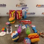 LOTE 327 - 01 LOTE COM VÁRIOS BRINQUEDOS PARA PET. (NOVO) (NO ESTADO) ATENÇÃO! FAZER A VISITAÇÃO ANTES DE ARREMATAR, NÃO SABEMOS SE FUNCIONA. LEILÃO NÃO TEM GARANTIA E NEM DEVOLUÇÃO, SUJEITO A POSSÍVEIS AVARIAS VISÍVEIS/OCULTAS E/OU AUSÊNCIA DE COMPONENTES.
