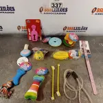 LOTE 337 - 01 LOTE COM VÁRIOS BRINQUEDOS PARA PET. (NOVO) (NO ESTADO) ATENÇÃO! FAZER A VISITAÇÃO ANTES DE ARREMATAR, NÃO SABEMOS SE FUNCIONA. LEILÃO NÃO TEM GARANTIA E NEM DEVOLUÇÃO, SUJEITO A POSSÍVEIS AVARIAS VISÍVEIS/OCULTAS E/OU AUSÊNCIA DE COMPONENTES.