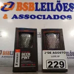 LOTE 229 - 02 COPOS TÉRMICOS DE CERVEJA BEER PINT. (NOVO) (NO ESTADO) ATENÇÃO! FAZER A VISITAÇÃO ANTES DE ARREMATAR, NÃO SABEMOS SE FUNCIONA. LEILÃO NÃO TEM GARANTIA E NEM DEVOLUÇÃO, SUJEITO A POSSÍVEIS AVARIAS VISÍVEIS/OCULTAS E/OU AUSÊNCIA DE COMPONENTES.