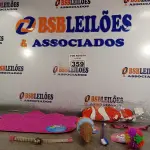 LOTE 359 - 01 LOTE COM 01 COLEIRA AJUSTÁVEL E BRINQUEDOS PARA GATOS E 01 TAPETE. (NOVO) (NO ESTADO) ATENÇÃO! FAZER A VISITAÇÃO ANTES DE ARREMATAR, NÃO SABEMOS SE FUNCIONA. LEILÃO NÃO TEM GARANTIA E NEM DEVOLUÇÃO, SUJEITO A POSSÍVEIS AVARIAS VISÍVEIS/OCULTAS E/OU AUSÊNCIA DE COMPONENTES.