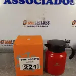 LOTE 221 - 01 JARRA TÉRMICA 1 LITRO. (NOVO) (NO ESTADO) ATENÇÃO! FAZER A VISITAÇÃO ANTES DE ARREMATAR, NÃO SABEMOS SE FUNCIONA. LEILÃO NÃO TEM GARANTIA E NEM DEVOLUÇÃO, SUJEITO A POSSÍVEIS AVARIAS VISÍVEIS/OCULTAS E/OU AUSÊNCIA DE COMPONENTES.
