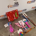 LOTE 368 - 01 LOTE COM COLEIRAS E BRINQUEDOS. (NOVO) (NO ESTADO) ATENÇÃO! FAZER A VISITAÇÃO ANTES DE ARREMATAR, NÃO SABEMOS SE FUNCIONA. LEILÃO NÃO TEM GARANTIA E NEM DEVOLUÇÃO, SUJEITO A POSSÍVEIS AVARIAS VISÍVEIS/OCULTAS E/OU AUSÊNCIA DE COMPONENTES.