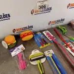 LOTE 306 - 01 LOTE COM VÁRIOS BRINQUEDOS PARA PET. (NOVO) (NO ESTADO) ATENÇÃO! FAZER A VISITAÇÃO ANTES DE ARREMATAR, NÃO SABEMOS SE FUNCIONA. LEILÃO NÃO TEM GARANTIA E NEM DEVOLUÇÃO, SUJEITO A POSSÍVEIS AVARIAS VISÍVEIS/OCULTAS E/OU AUSÊNCIA DE COMPONENTES.