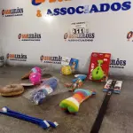 LOTE 311 - 01 LOTE COM VÁRIOS BRINQUEDOS PARA PET. (NOVO) (NO ESTADO) ATENÇÃO! FAZER A VISITAÇÃO ANTES DE ARREMATAR, NÃO SABEMOS SE FUNCIONA. LEILÃO NÃO TEM GARANTIA E NEM DEVOLUÇÃO, SUJEITO A POSSÍVEIS AVARIAS VISÍVEIS/OCULTAS E/OU AUSÊNCIA DE COMPONENTES.