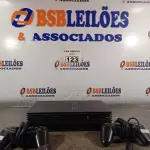 LOTE 123 - 01 PS2 FAT. (NO ESTADO) ATENÇÃO! FAZER A VISITAÇÃO ANTES DE ARREMATAR, NÃO SABEMOS SE FUNCIONA. LEILÃO NÃO TEM GARANTIA E NEM DEVOLUÇÃO, SUJEITO A POSSÍVEIS AVARIAS VISÍVEIS/OCULTAS E/OU AUSÊNCIA DE COMPONENTES.