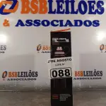 LOTE 088 - 01 GARRAFA TÉRMICA DIGITAL. (NOVO) (NO ESTADO) ATENÇÃO! FAZER A VISITAÇÃO ANTES DE ARREMATAR, NÃO SABEMOS SE FUNCIONA. LEILÃO NÃO TEM GARANTIA E NEM DEVOLUÇÃO, SUJEITO A POSSÍVEIS AVARIAS VISÍVEIS/OCULTAS E/OU AUSÊNCIA DE COMPONENTES.