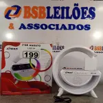 LOTE 199 - 01 CAIXA DE SOM KMS-1008. CARREGADOR POR INDUÇÃO PARA SMARTPHONE. (NOVA) (NÃO ACOMPANHA O SMARTPHONE) (NO ESTADO) ATENÇÃO! FAZER A VISITAÇÃO ANTES DE ARREMATAR, NÃO SABEMOS SE FUNCIONA. LEILÃO NÃO TEM GARANTIA E NEM DEVOLUÇÃO, SUJEITO A POSSÍVEIS AVARIAS VISÍVEIS/OCULTAS E/OU AUSÊNCIA DE COMPONENTES.