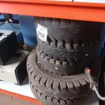 LOTE 300 - 05 PNEUS DIVERSOS. (NO ESTADO) ATENÇÃO! FAZER A VISITAÇÃO ANTES DE ARREMATAR, NÃO SABEMOS SE FUNCIONA. LEILÃO NÃO TEM GARANTIA E NEM DEVOLUÇÃO, SUJEITO A POSSÍVEIS AVARIAS VISÍVEIS/OCULTAS E/OU AUSÊNCIA DE COMPONENTES.