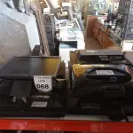 LOTE 068 - 14 MONITORES DIVERSOS. (NO ESTADO) ATENÇÃO! FAZER A VISITAÇÃO ANTES DE ARREMATAR, NÃO SABEMOS SE FUNCIONA. LEILÃO NÃO TEM GARANTIA E NEM DEVOLUÇÃO, SUJEITO A POSSÍVEIS AVARIAS VISÍVEIS/OCULTAS E/OU AUSÊNCIA DE COMPONENTES.