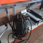 LOTE 099 - 01 GRAXEIRA MANUAL. (NO ESTADO) ATENÇÃO! FAZER A VISITAÇÃO ANTES DE ARREMATAR, NÃO SABEMOS SE FUNCIONA. LEILÃO NÃO TEM GARANTIA E NEM DEVOLUÇÃO, SUJEITO A POSSÍVEIS AVARIAS VISÍVEIS/OCULTAS E/OU AUSÊNCIA DE COMPONENTES.