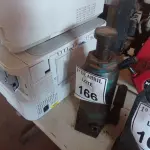 LOTE 166 - 01 MACACO GARRAFÃO. (NO ESTADO) ATENÇÃO! FAZER A VISITAÇÃO ANTES DE ARREMATAR, NÃO SABEMOS SE FUNCIONA. LEILÃO NÃO TEM GARANTIA E NEM DEVOLUÇÃO, SUJEITO A POSSÍVEIS AVARIAS VISÍVEIS/OCULTAS E/OU AUSÊNCIA DE COMPONENTES.