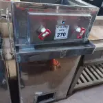LOTE 270 - 01 SUQUEIRA EM INOX. (NO ESTADO) ATENÇÃO! FAZER A VISITAÇÃO ANTES DE ARREMATAR, NÃO SABEMOS SE FUNCIONA. LEILÃO NÃO TEM GARANTIA E NEM DEVOLUÇÃO, SUJEITO A POSSÍVEIS AVARIAS VISÍVEIS/OCULTAS E/OU AUSÊNCIA DE COMPONENTES.