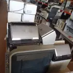 LOTE 173 - 01 LOTE COM IMPRESSORAS E SCANNER’S DIVERSOS. (NO ESTADO) ATENÇÃO! FAZER A VISITAÇÃO ANTES DE ARREMATAR, NÃO SABEMOS SE FUNCIONA. LEILÃO NÃO TEM GARANTIA E NEM DEVOLUÇÃO, SUJEITO A POSSÍVEIS AVARIAS VISÍVEIS/OCULTAS E/OU AUSÊNCIA DE COMPONENTES.