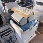 LOTE 220 - 01 LOTE COM IMPRESSORAS E SCANNER’S DIVERSOS. (NO ESTADO) ATENÇÃO! FAZER A VISITAÇÃO ANTES DE ARREMATAR, NÃO SABEMOS SE FUNCIONA. LEILÃO NÃO TEM GARANTIA E NEM DEVOLUÇÃO, SUJEITO A POSSÍVEIS AVARIAS VISÍVEIS/OCULTAS E/OU AUSÊNCIA DE COMPONENTES.