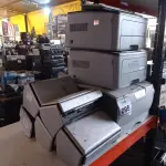 LOTE 095 - 01 LOTE COM IMPRESSORAS E SCANNER’S DIVERSOS. (NO ESTADO) ATENÇÃO! FAZER A VISITAÇÃO ANTES DE ARREMATAR, NÃO SABEMOS SE FUNCIONA. LEILÃO NÃO TEM GARANTIA E NEM DEVOLUÇÃO, SUJEITO A POSSÍVEIS AVARIAS VISÍVEIS/OCULTAS E/OU AUSÊNCIA DE COMPONENTES.