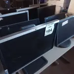 LOTE 164 - 08 MONITORES LCD MARCAS E MODELOS DIVERSOS. (NO ESTADO) ATENÇÃO! FAZER A VISITAÇÃO ANTES DE ARREMATAR, NÃO SABEMOS SE FUNCIONA. LEILÃO NÃO TEM GARANTIA E NEM DEVOLUÇÃO, SUJEITO A POSSÍVEIS AVARIAS VISÍVEIS/OCULTAS E/OU AUSÊNCIA DE COMPONENTES.