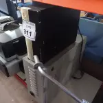 LOTE 311 - 01 BANCO PARA BATERIAS E 01 NOBREAK. (NO ESTADO) ATENÇÃO! FAZER A VISITAÇÃO ANTES DE ARREMATAR, NÃO SABEMOS SE FUNCIONA. LEILÃO NÃO TEM GARANTIA E NEM DEVOLUÇÃO, SUJEITO A POSSÍVEIS AVARIAS VISÍVEIS/OCULTAS E/OU AUSÊNCIA DE COMPONENTES.
