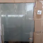 LOTE 287 - 01 VIDRO GRANDE. (NO ESTADO) ATENÇÃO! FAZER A VISITAÇÃO ANTES DE ARREMATAR, NÃO SABEMOS SE FUNCIONA. LEILÃO NÃO TEM GARANTIA E NEM DEVOLUÇÃO, SUJEITO A POSSÍVEIS AVARIAS VISÍVEIS/OCULTAS E/OU AUSÊNCIA DE COMPONENTES.