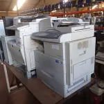 LOTE 233 - 01 IMPRESSORA RICOH MP C2051 E 01 IMPRESSORA SAMSUNG 6555NX. (NO ESTADO) ATENÇÃO! FAZER A VISITAÇÃO ANTES DE ARREMATAR, NÃO SABEMOS SE FUNCIONA. LEILÃO NÃO TEM GARANTIA E NEM DEVOLUÇÃO, SUJEITO A POSSÍVEIS AVARIAS VISÍVEIS/OCULTAS E/OU AUSÊNCIA DE COMPONENTES.
