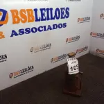 LOTE 105 - 01 MACACO GARRAFÃO. (NO ESTADO) ATENÇÃO! FAZER A VISITAÇÃO ANTES DE ARREMATAR, NÃO SABEMOS SE FUNCIONA. LEILÃO NÃO TEM GARANTIA E NEM DEVOLUÇÃO, SUJEITO A POSSÍVEIS AVARIAS VISÍVEIS/OCULTAS E/OU AUSÊNCIA DE COMPONENTES.