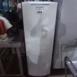 LOTE 344 - 01 GELADEIRA CÔNSUL. (NO ESTADO) ATENÇÃO! FAZER A VISITAÇÃO ANTES DE ARREMATAR, NÃO SABEMOS SE FUNCIONA. LEILÃO NÃO TEM GARANTIA E NEM DEVOLUÇÃO, SUJEITO A POSSÍVEIS AVARIAS VISÍVEIS/OCULTAS E/OU AUSÊNCIA DE COMPONENTES.