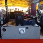 LOTE 078 -  01 BANCO PARA BATERIAS E 01 NOBREAK.  (NO ESTADO) ATENÇÃO! FAZER A VISITAÇÃO ANTES DE ARREMATAR, NÃO SABEMOS SE FUNCIONA. LEILÃO NÃO TEM GARANTIA E NEM DEVOLUÇÃO, SUJEITO A POSSÍVEIS AVARIAS VISÍVEIS/OCULTAS E/OU AUSÊNCIA DE COMPONENTES.