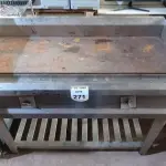 LOTE 271 - 01 CHAPA A GÁS EM INOX. (NO ESTADO) ATENÇÃO! FAZER A VISITAÇÃO ANTES DE ARREMATAR, NÃO SABEMOS SE FUNCIONA. LEILÃO NÃO TEM GARANTIA E NEM DEVOLUÇÃO, SUJEITO A POSSÍVEIS AVARIAS VISÍVEIS/OCULTAS E/OU AUSÊNCIA DE COMPONENTES.