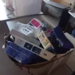 LOTE 241 - 01 LOTE COM CARTUCHOS PARA IMPRESSORA E PLOTTER. (NO ESTADO) ATENÇÃO! FAZER A VISITAÇÃO ANTES DE ARREMATAR, NÃO SABEMOS SE FUNCIONA. LEILÃO NÃO TEM GARANTIA E NEM DEVOLUÇÃO, SUJEITO A POSSÍVEIS AVARIAS VISÍVEIS/OCULTAS E/OU AUSÊNCIA DE COMPONENTES.