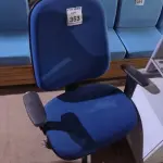 LOTE 353 - 01 CADEIRA PARA ESCRITÓRIO COM ESPALDAR ALTO. (NO ESTADO) ATENÇÃO! FAZER A VISITAÇÃO ANTES DE ARREMATAR, NÃO SABEMOS SE FUNCIONA. LEILÃO NÃO TEM GARANTIA E NEM DEVOLUÇÃO, SUJEITO A POSSÍVEIS AVARIAS VISÍVEIS/OCULTAS E/OU AUSÊNCIA DE COMPONENTES.
