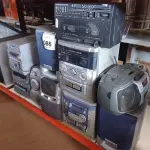 LOTE 086 -   01 LOTE COM DIVERSOS APARELHOS DE SOM. (NO ESTADO) ATENÇÃO! FAZER A VISITAÇÃO ANTES DE ARREMATAR, NÃO SABEMOS SE FUNCIONA. LEILÃO NÃO TEM GARANTIA E NEM DEVOLUÇÃO, SUJEITO A POSSÍVEIS AVARIAS VISÍVEIS/OCULTAS E/OU AUSÊNCIA DE COMPONENTES.