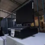 LOTE 342 - 01 CPU HP, 01 MONITOR E 01 TECLADO. (NO ESTADO) ATENÇÃO! FAZER A VISITAÇÃO ANTES DE ARREMATAR, NÃO SABEMOS SE FUNCIONA. LEILÃO NÃO TEM GARANTIA E NEM DEVOLUÇÃO, SUJEITO A POSSÍVEIS AVARIAS VISÍVEIS/OCULTAS E/OU AUSÊNCIA DE COMPONENTES.