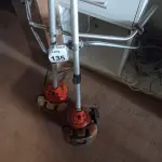 LOTE 135 - 02 ROÇADEIRAS A GASOLINA COM AVARIAS. (NO ESTADO) ATENÇÃO! FAZER A VISITAÇÃO ANTES DE ARREMATAR, NÃO SABEMOS SE FUNCIONA. LEILÃO NÃO TEM GARANTIA E NEM DEVOLUÇÃO, SUJEITO A POSSÍVEIS AVARIAS VISÍVEIS/OCULTAS E/OU AUSÊNCIA DE COMPONENTES.
