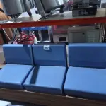 LOTE 347 - 01 BANCO EM MADEIRA COM 03 ACENTOS. (NO ESTADO) ATENÇÃO! FAZER A VISITAÇÃO ANTES DE ARREMATAR, NÃO SABEMOS SE FUNCIONA. LEILÃO NÃO TEM GARANTIA E NEM DEVOLUÇÃO, SUJEITO A POSSÍVEIS AVARIAS VISÍVEIS/OCULTAS E/OU AUSÊNCIA DE COMPONENTES.