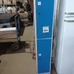 LOTE 364 - 01 ROUPEIRO EM AÇO 02 PORTAS. (NO ESTADO) ATENÇÃO! FAZER A VISITAÇÃO ANTES DE ARREMATAR, NÃO SABEMOS SE FUNCIONA. LEILÃO NÃO TEM GARANTIA E NEM DEVOLUÇÃO, SUJEITO A POSSÍVEIS AVARIAS VISÍVEIS/OCULTAS E/OU AUSÊNCIA DE COMPONENTES.