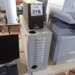 LOTE 216 - 01 BANCO PARA BATERIAS E 01 NOBREAK. (NO ESTADO) ATENÇÃO! FAZER A VISITAÇÃO ANTES DE ARREMATAR, NÃO SABEMOS SE FUNCIONA. LEILÃO NÃO TEM GARANTIA E NEM DEVOLUÇÃO, SUJEITO A POSSÍVEIS AVARIAS VISÍVEIS/OCULTAS E/OU AUSÊNCIA DE COMPONENTES.