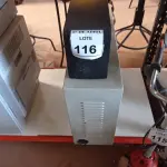 LOTE 116 - 01 BANCO PARA BATERIAS E 01 NOBREAK. (NO ESTADO) ATENÇÃO! FAZER A VISITAÇÃO ANTES DE ARREMATAR, NÃO SABEMOS SE FUNCIONA. LEILÃO NÃO TEM GARANTIA E NEM DEVOLUÇÃO, SUJEITO A POSSÍVEIS AVARIAS VISÍVEIS/OCULTAS E/OU AUSÊNCIA DE COMPONENTES.