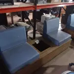 LOTE 359 - 01 BANCO EM MADEIRA COM 02 ACENTOS. (NO ESTADO) ATENÇÃO! FAZER A VISITAÇÃO ANTES DE ARREMATAR, NÃO SABEMOS SE FUNCIONA. LEILÃO NÃO TEM GARANTIA E NEM DEVOLUÇÃO, SUJEITO A POSSÍVEIS AVARIAS VISÍVEIS/OCULTAS E/OU AUSÊNCIA DE COMPONENTES.