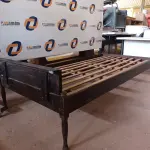LOTE 670 - 01 CAMA DE SOLTEIRO EM IMBUIA DO POLO MADEIREIRO DO RIO GRANDE DO SUL.  (NO ESTADO) ATENÇÃO! FAZER A VISITAÇÃO ANTES DE ARREMATAR, NÃO SABEMOS SE FUNCIONA. LEILÃO NÃO TEM GARANTIA E NEM DEVOLUÇÃO, SUJEITO A POSSÍVEIS AVARIAS VISÍVEIS/OCULTAS E/OU AUSÊNCIA DE COMPONENTES.