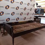 LOTE 677 - 01 CAMA DE SOLTEIRO EM IMBUIA DO POLO MADEIREIRO DO RIO GRANDE DO SUL.  (NO ESTADO) ATENÇÃO! FAZER A VISITAÇÃO ANTES DE ARREMATAR, NÃO SABEMOS SE FUNCIONA. LEILÃO NÃO TEM GARANTIA E NEM DEVOLUÇÃO, SUJEITO A POSSÍVEIS AVARIAS VISÍVEIS/OCULTAS E/OU AUSÊNCIA DE COMPONENTES.
