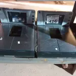 LOTE 426 - 02 BALANÇAS PARA CAIXA DE SUPERMERCADO. (NO ESTADO) ATENÇÃO! FAZER A VISITAÇÃO ANTES DE ARREMATAR, NÃO SABEMOS SE FUNCIONA. LEILÃO NÃO TEM GARANTIA E NEM DEVOLUÇÃO, SUJEITO A POSSÍVEIS AVARIAS VISÍVEIS/OCULTAS E/OU AUSÊNCIA DE COMPONENTES).