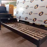 LOTE 672 - 01 CAMA DE SOLTEIRO EM IMBUIA DO POLO MADEIREIRO DO RIO GRANDE DO SUL.  (NO ESTADO) ATENÇÃO! FAZER A VISITAÇÃO ANTES DE ARREMATAR, NÃO SABEMOS SE FUNCIONA. LEILÃO NÃO TEM GARANTIA E NEM DEVOLUÇÃO, SUJEITO A POSSÍVEIS AVARIAS VISÍVEIS/OCULTAS E/OU AUSÊNCIA DE COMPONENTES.