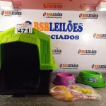 LOTE 471 - 01 CASINHA PARA PET, 02 COMEDOUROS E 01 KIT DE BRINQUEDOS. (NOVO) (NO ESTADO) ATENÇÃO! FAZER A VISITAÇÃO ANTES DE ARREMATAR, NÃO SABEMOS SE FUNCIONA. LEILÃO NÃO TEM GARANTIA E NEM DEVOLUÇÃO, SUJEITO A POSSÍVEIS AVARIAS VISÍVEIS/OCULTAS E/OU AUSÊNCIA DE COMPONENTES.