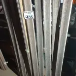 LOTE 435 - 12 PEÇAS DE RODAPÉ. (NO ESTADO) ATENÇÃO! FAZER A VISITAÇÃO ANTES DE ARREMATAR, NÃO SABEMOS SE FUNCIONA. LEILÃO NÃO TEM GARANTIA E NEM DEVOLUÇÃO, SUJEITO A POSSÍVEIS AVARIAS VISÍVEIS/OCULTAS E/OU AUSÊNCIA DE COMPONENTES).