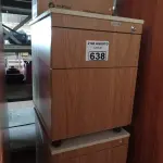 LOTE 638 - 02 GAVETEIROS EM MADEIRA COM 03 GAVETAS. (NO ESTADO) ATENÇÃO! FAZER A VISITAÇÃO ANTES DE ARREMATAR, NÃO SABEMOS SE FUNCIONA. LEILÃO NÃO TEM GARANTIA E NEM DEVOLUÇÃO, SUJEITO A POSSÍVEIS AVARIAS VISÍVEIS/OCULTAS E/OU AUSÊNCIA DE COMPONENTES.