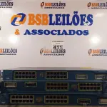 LOTE 411 - 03 SWITCHES 24 PORTAS MARCAS CISCO MODELO CATALYST 2950. (NO ESTADO) ATENÇÃO! FAZER A VISITAÇÃO ANTES DE ARREMATAR, NÃO SABEMOS SE FUNCIONA. LEILÃO NÃO TEM GARANTIA E NEM DEVOLUÇÃO, SUJEITO A POSSÍVEIS AVARIAS VISÍVEIS/OCULTAS E/OU AUSÊNCIA DE COMPONENTES.