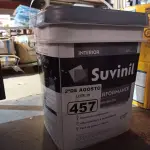 LOTE 457 - 01 BALDE DE TINTA ACRÍLICA SUVINIL INTERIORES 18L NA COR BRANCO FOSCO. (NO ESTADO) ATENÇÃO! FAZER A VISITAÇÃO ANTES DE ARREMATAR, NÃO SABEMOS SE FUNCIONA. LEILÃO NÃO TEM GARANTIA E NEM DEVOLUÇÃO, SUJEITO A POSSÍVEIS AVARIAS VISÍVEIS/OCULTAS E/OU AUSÊNCIA DE COMPONENTES).