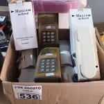 LOTE 536 - 02 INTERFONES E 13 RAMAIS. (NO ESTADO) ATENÇÃO! FAZER A VISITAÇÃO ANTES DE ARREMATAR, NÃO SABEMOS SE FUNCIONA. LEILÃO NÃO TEM GARANTIA E NEM DEVOLUÇÃO, SUJEITO A POSSÍVEIS AVARIAS VISÍVEIS/OCULTAS E/OU AUSÊNCIA DE COMPONENTES.