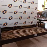 LOTE 674 - 01 CAMA DE SOLTEIRO EM IMBUIA DO POLO MADEIREIRO DO RIO GRANDE DO SUL.  (NO ESTADO) ATENÇÃO! FAZER A VISITAÇÃO ANTES DE ARREMATAR, NÃO SABEMOS SE FUNCIONA. LEILÃO NÃO TEM GARANTIA E NEM DEVOLUÇÃO, SUJEITO A POSSÍVEIS AVARIAS VISÍVEIS/OCULTAS E/OU AUSÊNCIA DE COMPONENTES.